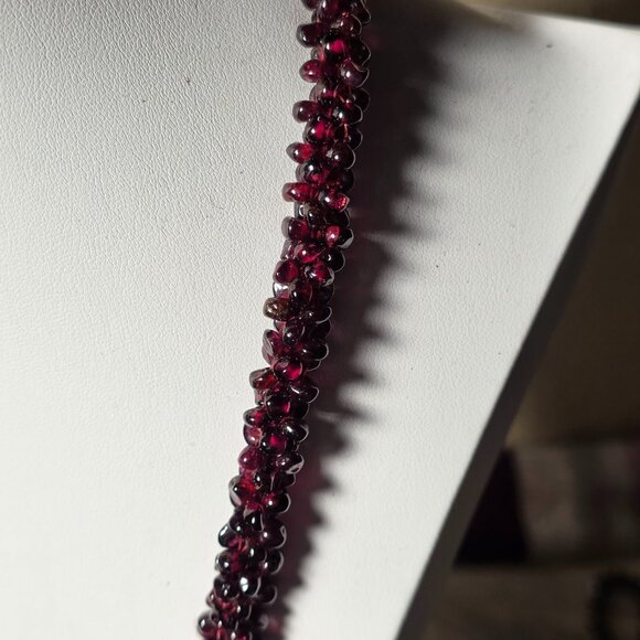 Black Cherry Garnet Beaded Long Necklace 30" 119 Grams - Picture 9 of 15